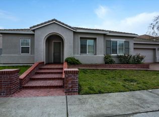 8444 Greentrails Way, Elk Grove, CA 95624