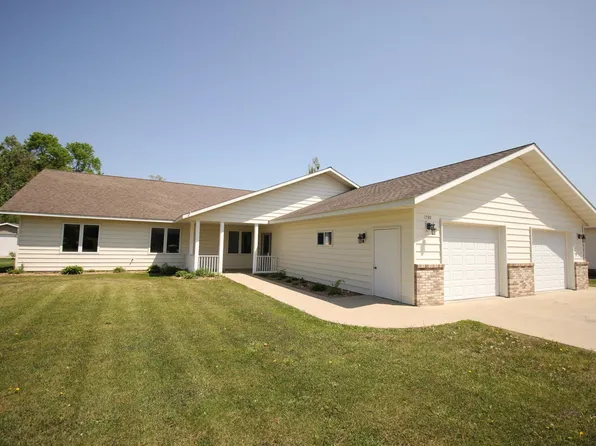 1790 W Mill St, Paynesville, MN 56362