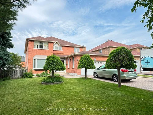 33 Northolt Cres Photo 1