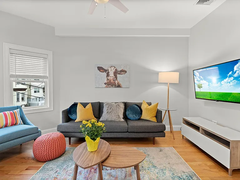 211 Princeton St #2 — Photo 6