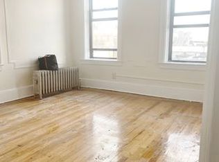 28-21 41st St #B1, Astoria, NY 11103