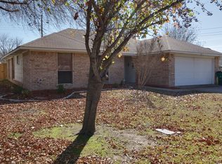 104 Meadow Dr, Crandall, TX 75114