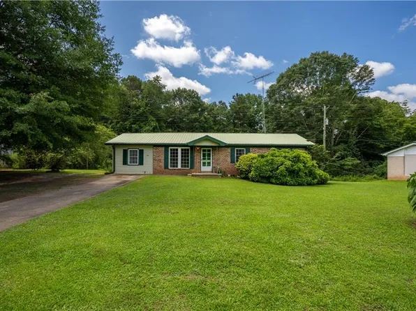 3940 Harmony Church Rd, Gainesville, GA 30507