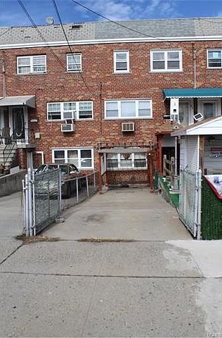 1st image of 840 Ellsworth Ave