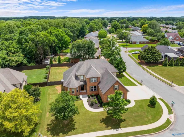 118 Overbrook Dr, Madison, AL 35758
