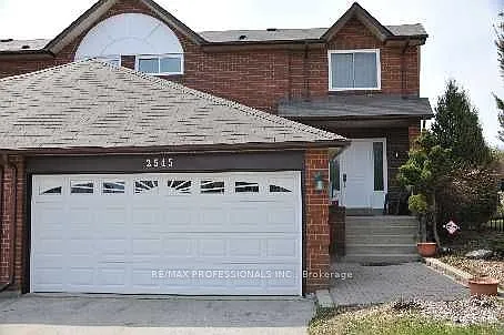 2545 Addingham Cres Photo 1