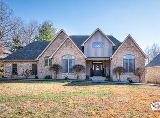 191 Falling Leaf Rd, Jamestown, TN 38556