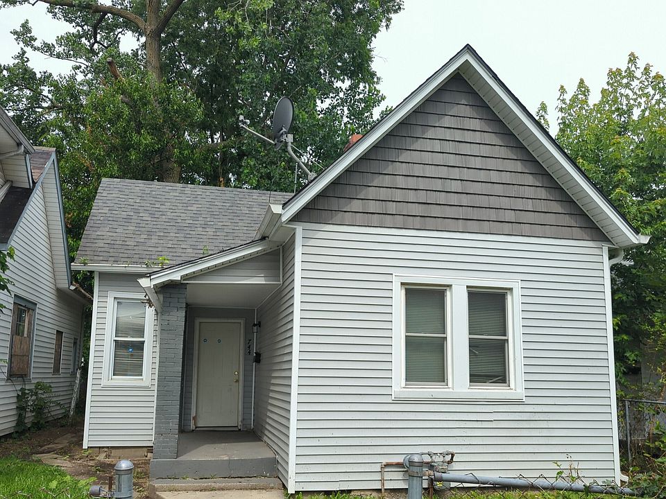 1st image of 744 N Warman Ave