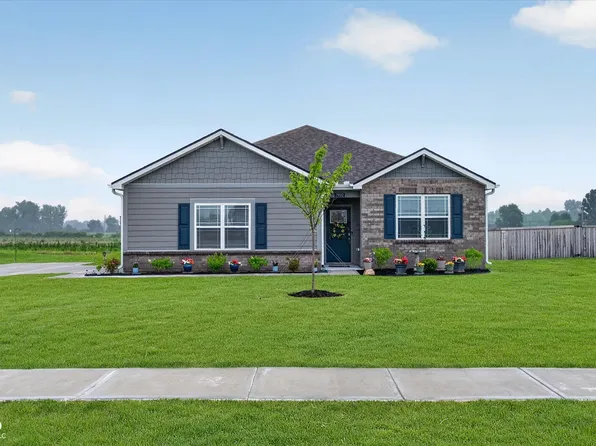 7920 Magnolia St, New Palestine, IN 46163