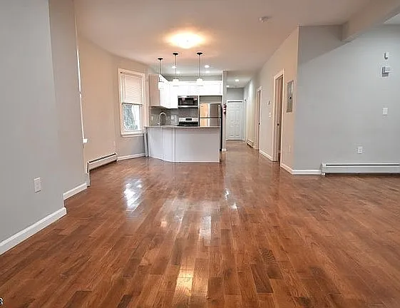 3 bed, $2,800 — Photo 4