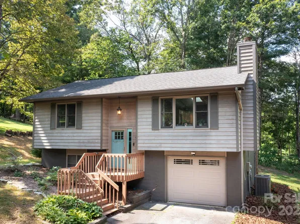 101 Timberleaf Ct, Fletcher, NC 28732