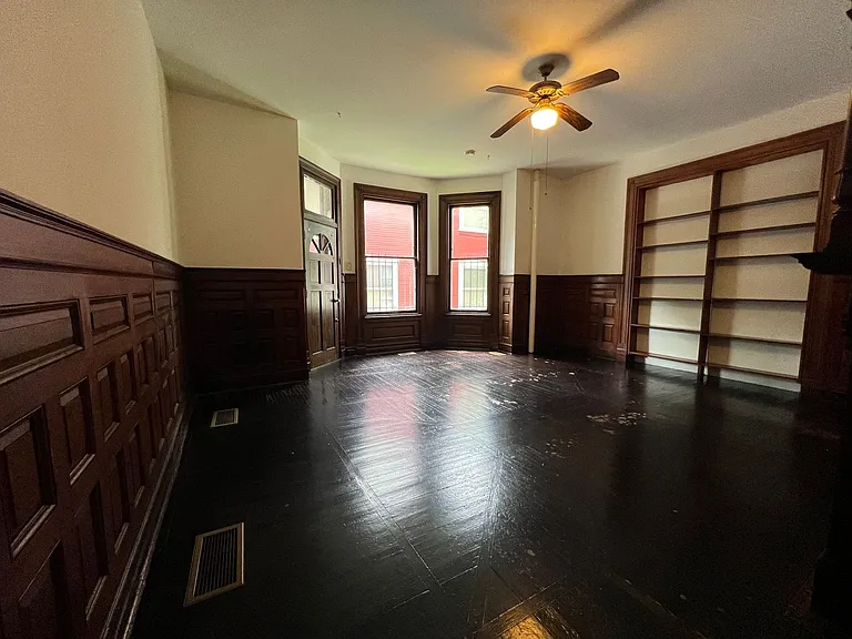 333 Morewood Avenue — Photo 4