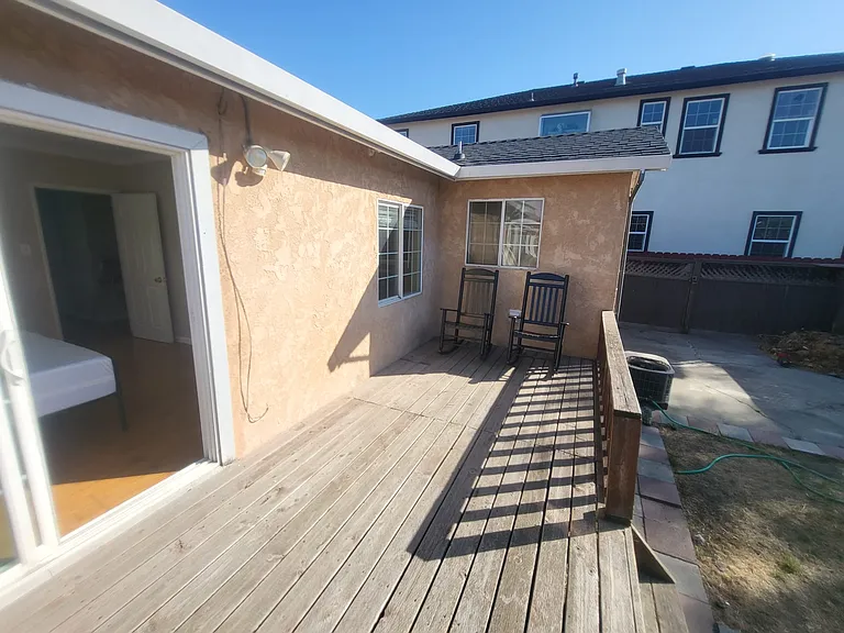 1280 Michigan Ave — Photo 17