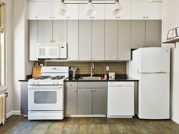 4th image of 4 Lexington Ave APT 4F