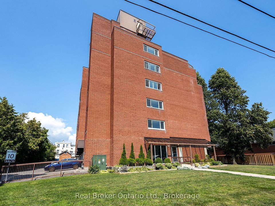 1st image of 144 Queen St #504
