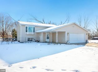 17819 Alvey Trl, Faribault, MN 55021