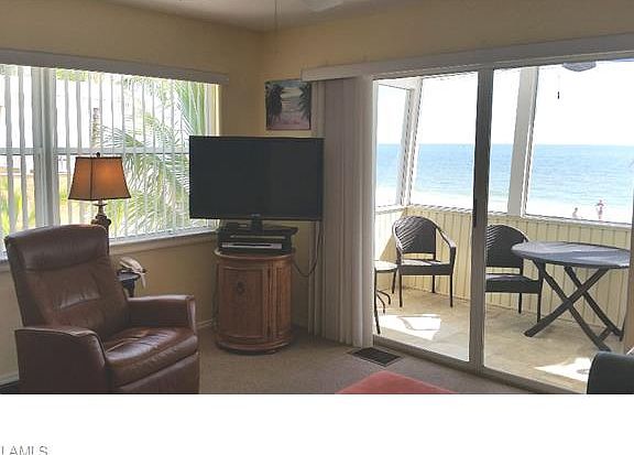 3rd image of 5370 Estero Blvd #3