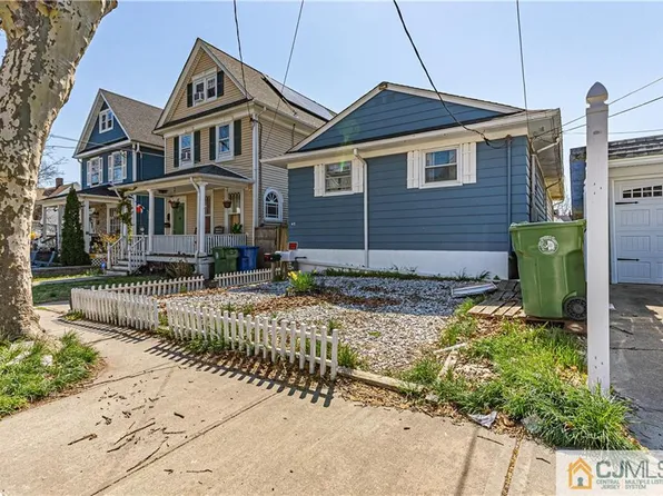 49 Woodruff Pl, Perth Amboy, NJ 08861