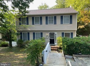 1104 Crestview Dr, Annapolis, MD 21409