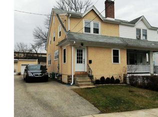 2811 Saint Marys Rd, Ardmore, PA 19003