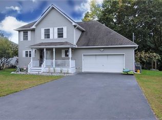 6 Barrett Pl, Beacon, NY 12508