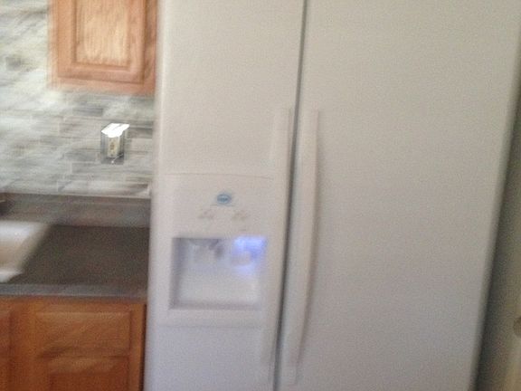 4th image of 432 S Adanirom Judson Ave
