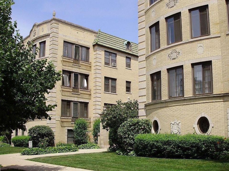 1st image of 4435 N Winchester Ave APT 2A