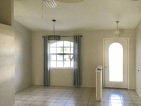 3rd image of 7419 Sunnybrook Blvd