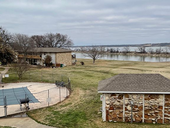 5th image of 102 Harbor Dr Unit 202