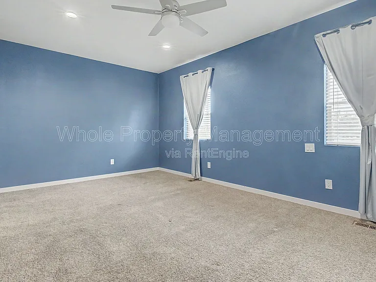 5803 Poplar St — Photo 12
