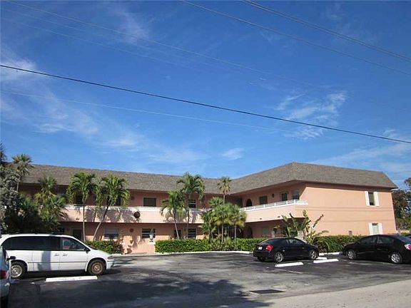 3rd image of 2901 NE 51st St APT 9