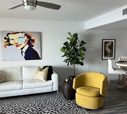 5th image of 7665 Sun Island Dr S APT 102