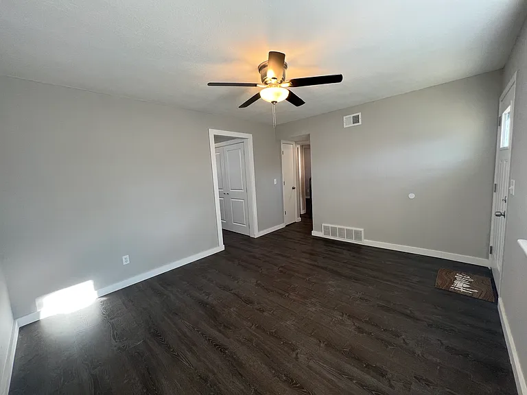 2725 N 155th Ter #2725 — Photo 13