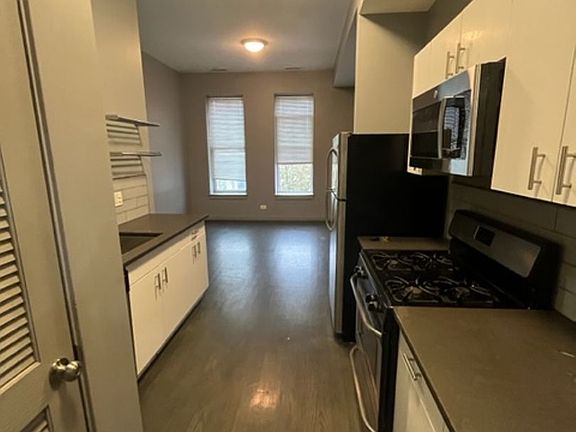 3rd image of 1854-56 S Blue Island Ave #54-2F