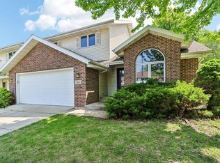 1402 Danbury Bay, Waunakee, WI 53597