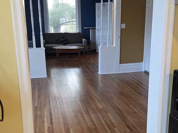 4th image of 2701 Taylor St NE #2