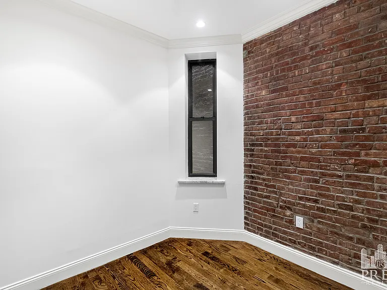 506 E 84th St #2R — Photo 6