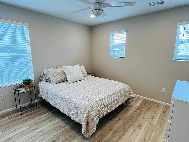 48 N Edge Cliff St — Photo 18