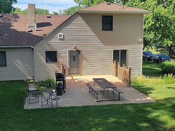 5th image of 2830 Memorial Dr