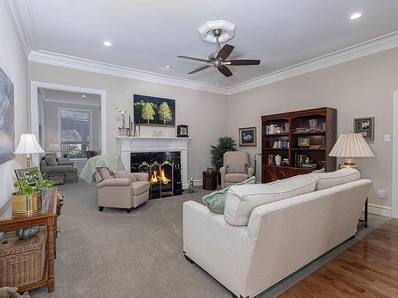 2nd image of 3312 Pebblebrook Dr