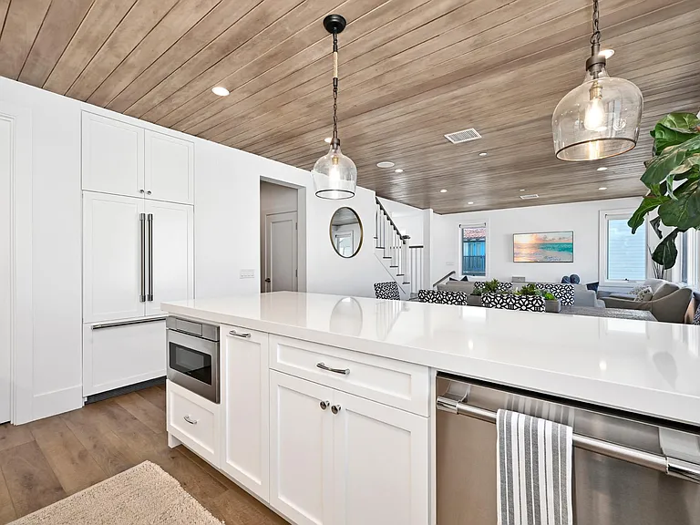 3940 Seashore Dr — Photo 19