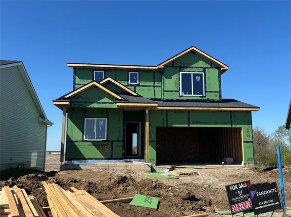 1835 Gordon Ct, Norwalk, IA 50211
