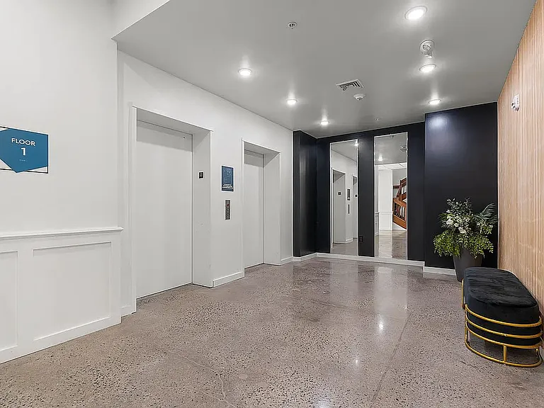 55 Atunxis Ave #29 — Photo 46