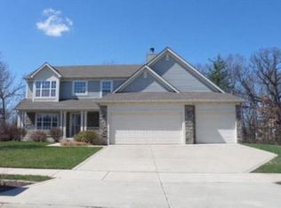 7338 Winchester Ln, Schererville, IN 46375