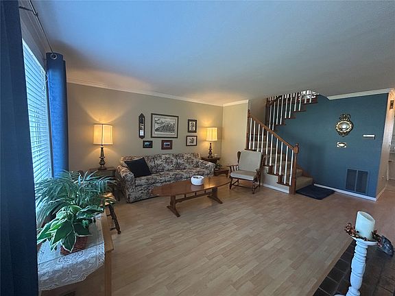 4th image of 303 S 325th Lane #22D