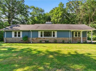 29650 N Hilltop Rd, Orange Village, OH 44022