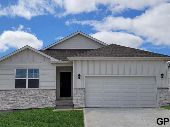 12663 S 205th St, Gretna, NE 68028