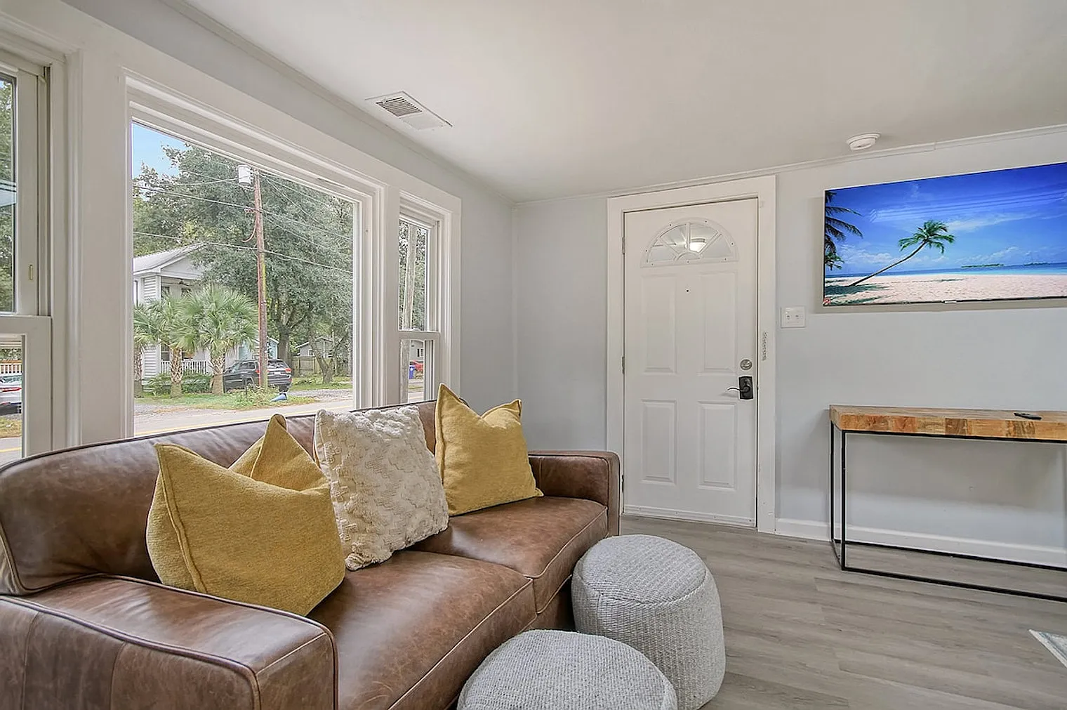 2 bed, 2.0 bath, $3,327 — Photo 2