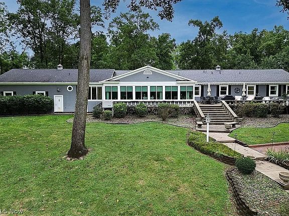 4th image of 2 Murray Dr