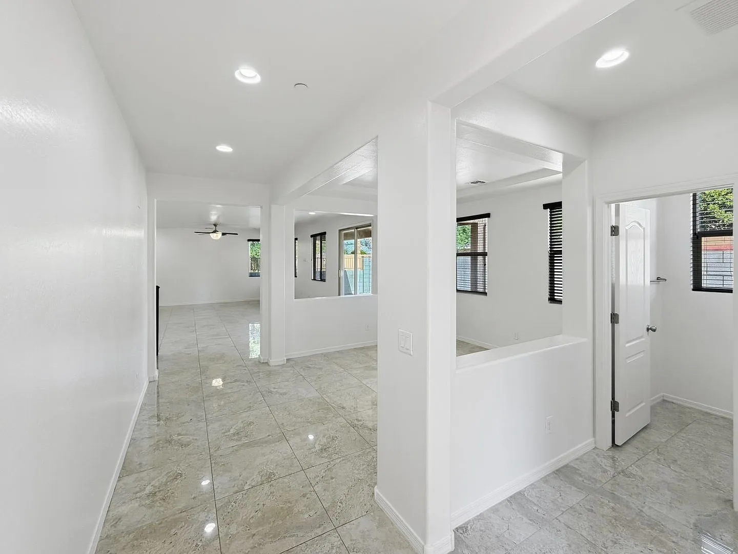 Beautiful North Phoenix Rental in a Prime Location! — Photo 4